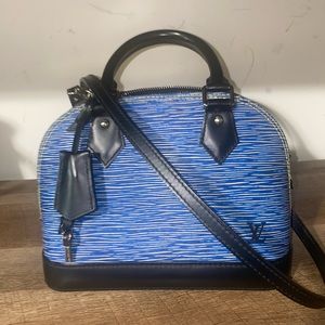 Louis Vuitton Alma BB EPI